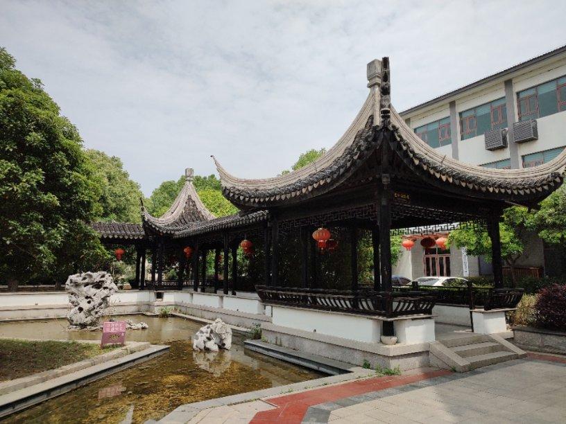 【两会·词解】遵义医科大学党委书记何志旭：培养医疗人才，助力重点民生事业